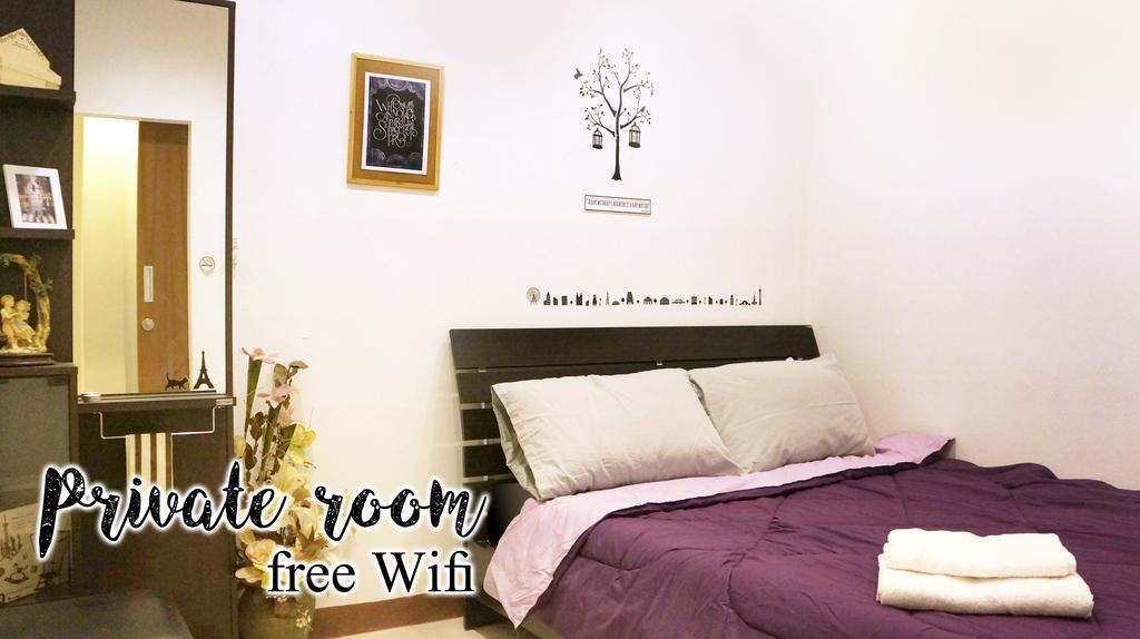 Wake Up Hostel Bangkok Dış mekan fotoğraf