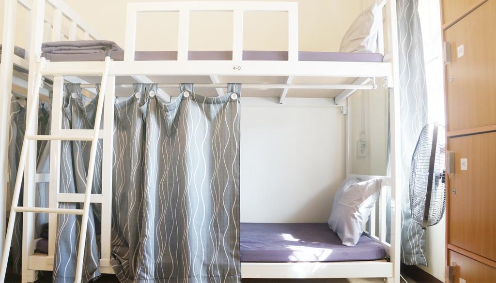 Wake Up Hostel Bangkok Dış mekan fotoğraf